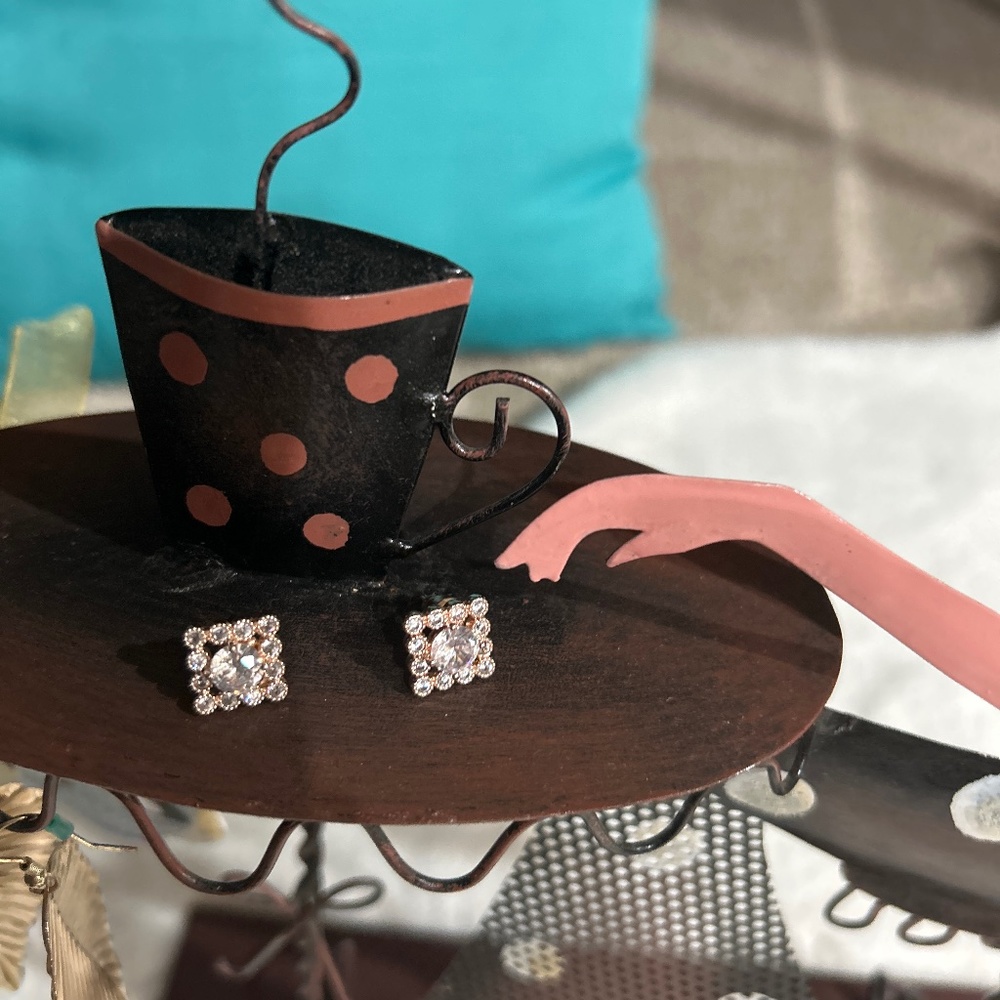 Rose pink earrings